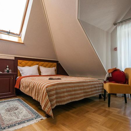 Villa Stanislavskyi Hotel Lvov Pokoj fotografie